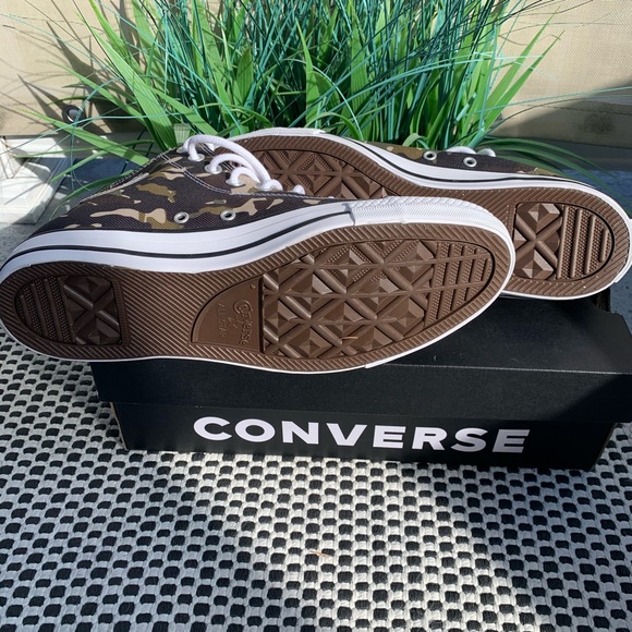 New Hi Top Converse Camouflage Chuck T NEW - Picture 15 of 16